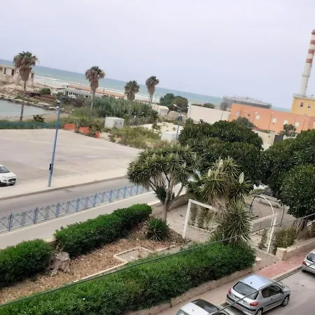 Nicare بيت للعطل